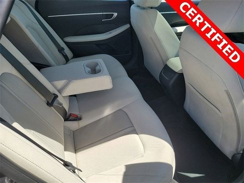 Used 2024 Hyundai Sonata SEL w/ Convenience Package image 16