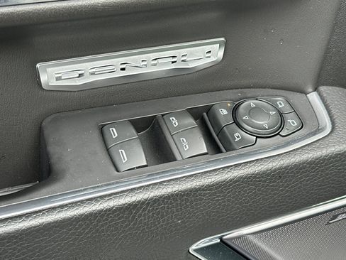Used 2023 GMC Sierra 1500 Denali w/ Denali Reserve Package image 12