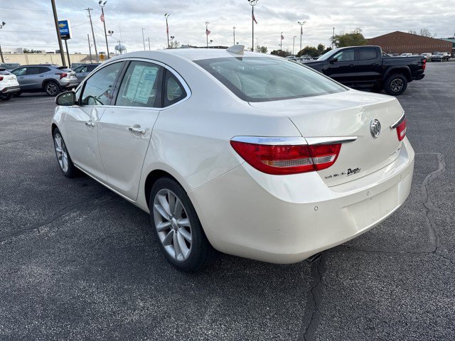 Used 2016 Buick Verano Leather w/ Driver Confidence Package FWD image 5
