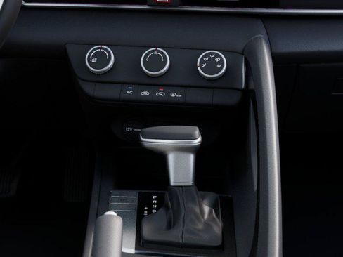 New 2026 Hyundai Elantra SE FWD image 20