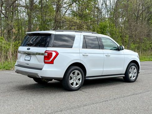 Certified 2020 Ford Expedition XLT w/ Equipment Group 202A AWD/4WD image 6