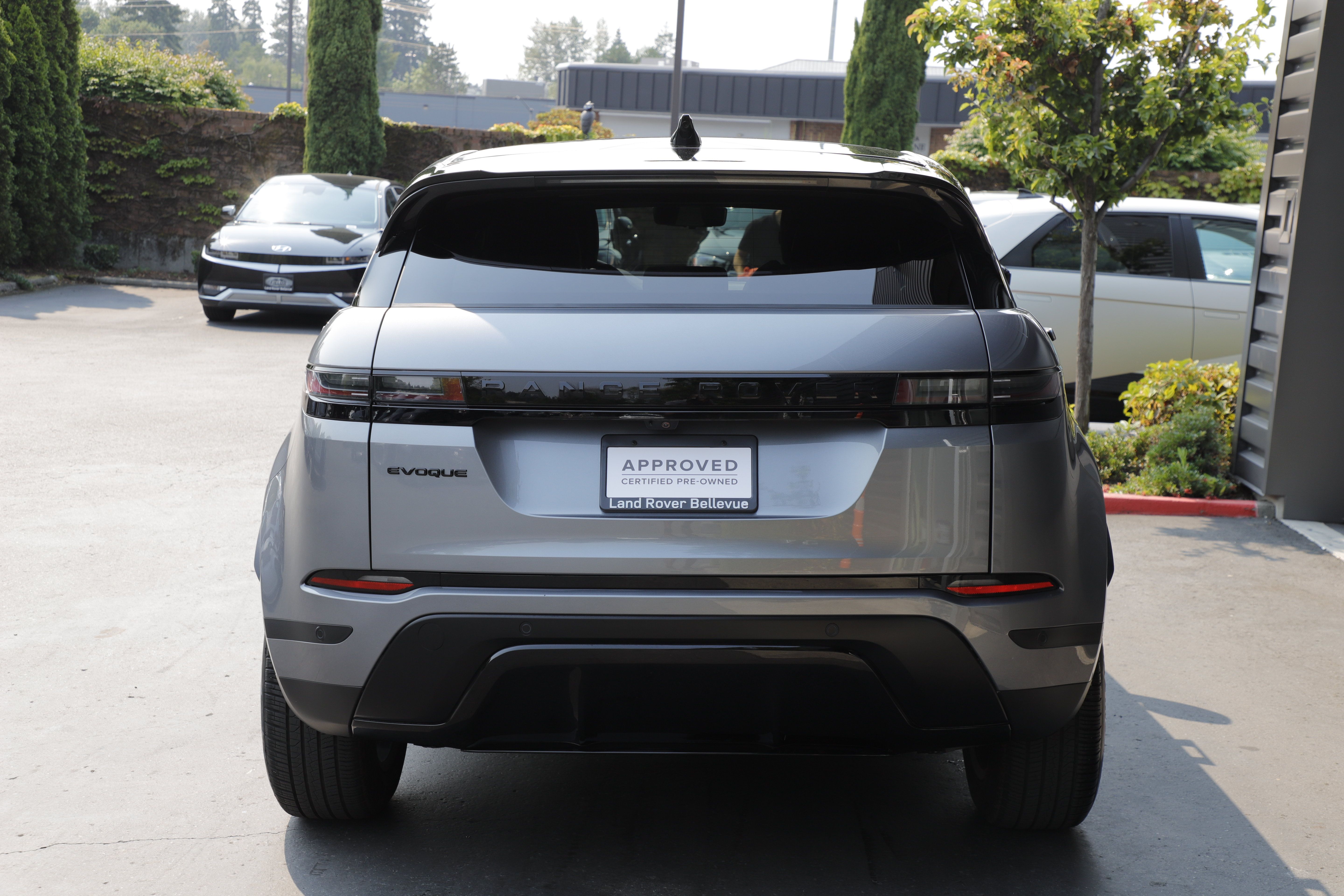 Certified 2026 Land Rover Range Rover Evoque S AWD/4WD image 9