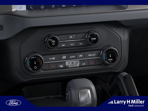 New 2026 Ford Bronco Big Bend w/ Black Diamond Package AWD/4WD image 16