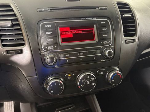 Used 2016 Kia Forte LX image 24