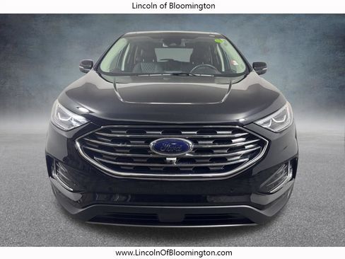 Used 2024 Ford Edge Titanium w/ Equipment Group 301A AWD/4WD image 7