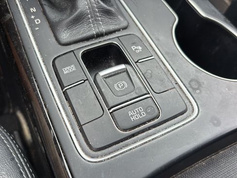 Used 2018 Kia Sorento EX w/ EX Advanced Touring Package FWD image 19