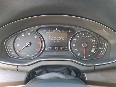 Used 2023 Audi Q5 2.0T Premium w/ Convenience Package image 20