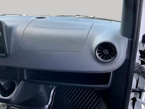 Used 2024 Mercedes-Benz Sprinter 3500 image 18