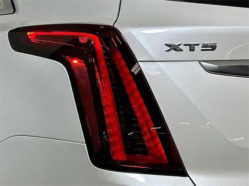 New 2026 Cadillac XT5 Premium Luxury w/ Driver Assist Package image 8