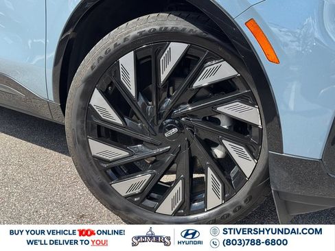Used 2025 Lincoln Nautilus Reserve AWD/4WD image 7