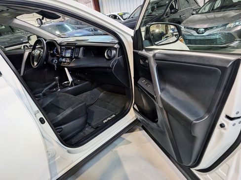 Used 2017 Toyota RAV4 LE w/ All Weather Liner Package AWD/4WD image 26
