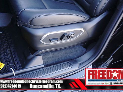 New 2025 Jeep Wagoneer Series II image 38