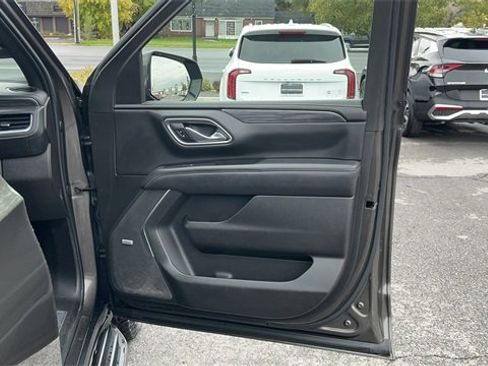 Used 2021 GMC Yukon XL SLT image 12