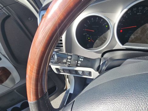 Used 2013 Toyota Sequoia Platinum AWD/4WD image 14