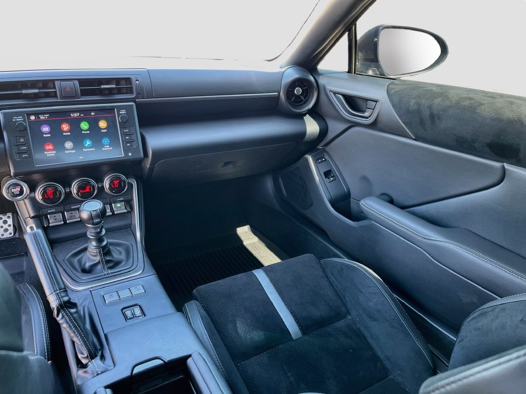 Used 2025 Toyota GR86 Premium w/ Performance Package RWD image 22