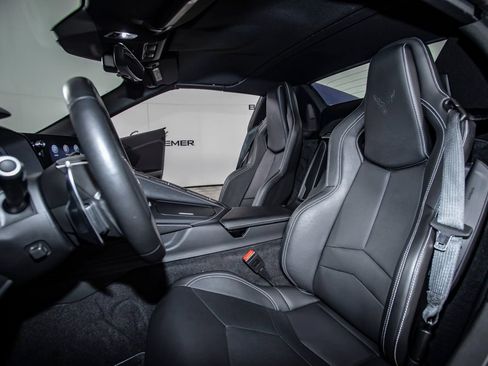 Used 2020 Chevrolet Corvette Stingray Convertible w/ 1LT RWD image 15