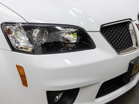 Used 2009 Pontiac G8 GXP RWD image 25