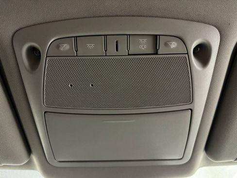 Used 2017 Nissan Rogue SV image 20