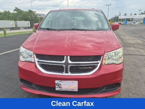 Used 2012 Dodge Grand Caravan SXT FWD image 2