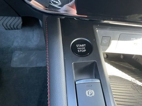 New 2026 Nissan Kicks SR w/ Cold Weather Package image 20