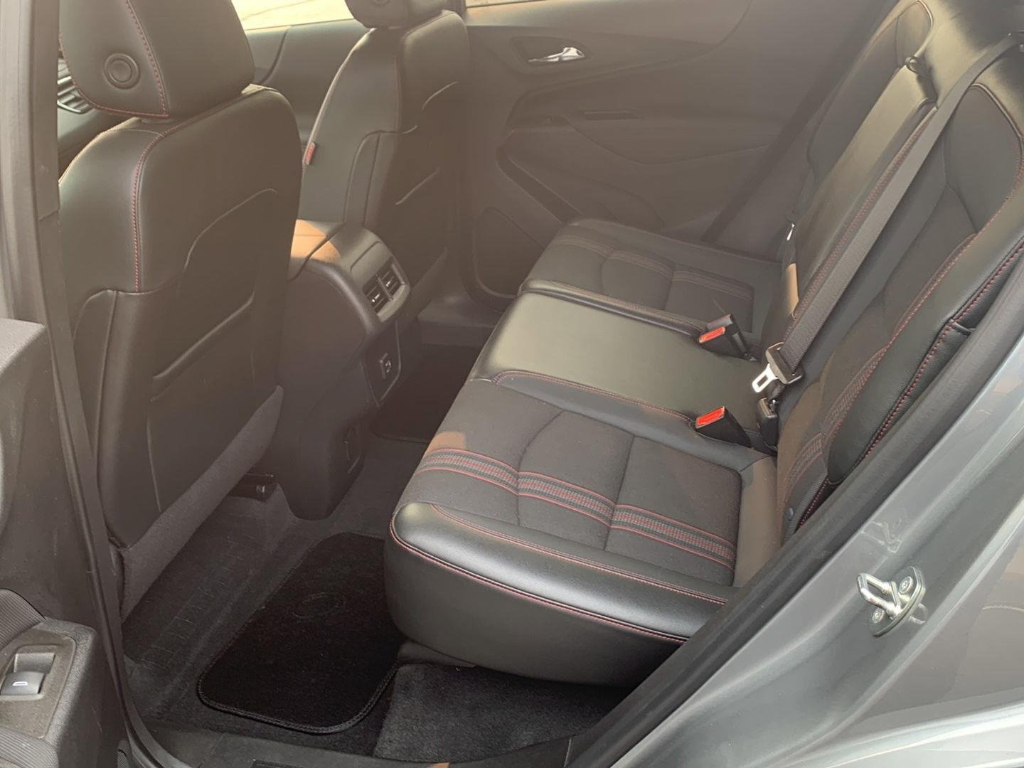 Used 2023 Chevrolet Equinox RS AWD/4WD image 22