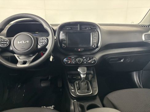 Used 2024 Kia Soul LX w/ Option Group 015 image 21