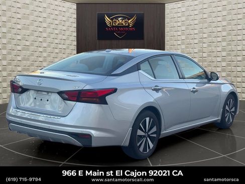 Used 2022 Nissan Altima 2.5 SV FWD image 5