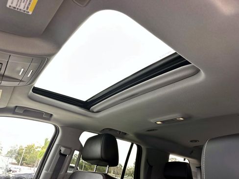 Used 2020 GMC Yukon SLT image 23