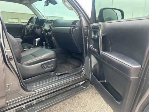 Used 2023 Toyota 4Runner TRD Off-Road Premium image 19