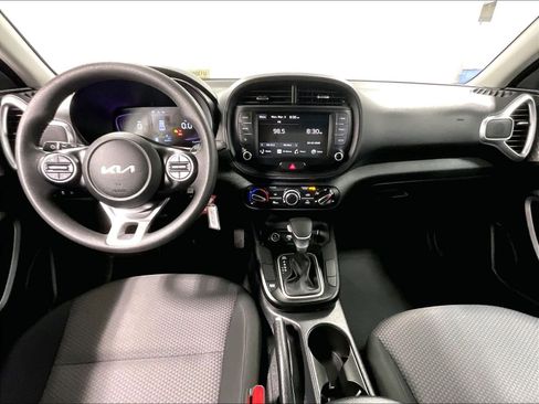 Used 2024 Kia Soul LX w/ Option Group 015 image 21