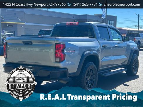 Used 2025 Chevrolet Colorado Trail Boss AWD/4WD image 5
