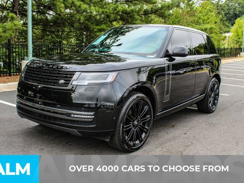 Used 2025 Land Rover Range Rover SE AWD/4WD image 2