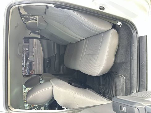 Used 2022 Toyota Tacoma SR AWD/4WD image 19