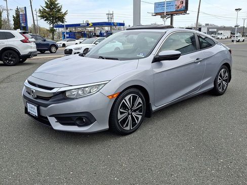 Used 2017 Honda Civic EX-L image 6