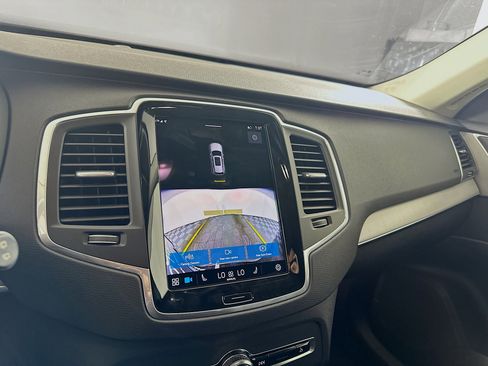 Used 2024 Volvo XC90 B5 Core image 22