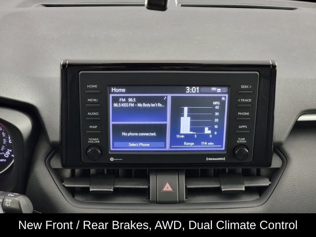 Used 2021 Toyota RAV4 XLE AWD/4WD image 21