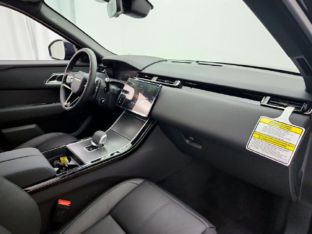 New 2026 Land Rover Range Rover Velar S AWD/4WD image 17