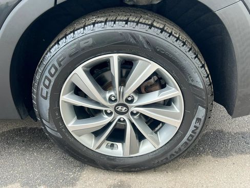 Used 2019 Hyundai Santa Fe SEL w/ Cargo Package AWD/4WD image 11