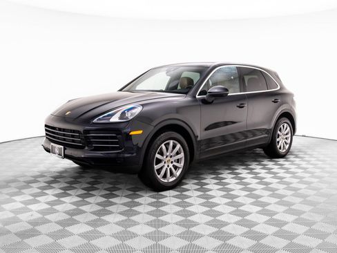 Certified 2020 Porsche Cayenne image 1