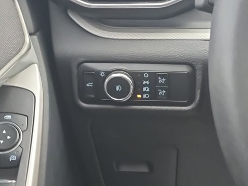 Used 2023 Ford Explorer XLT w/ Equipment Group 202A image 31