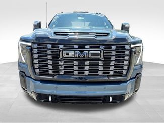 New 2026 GMC Sierra 2500 Denali Ultimate AWD/4WD video 2