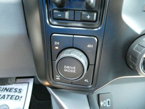 New 2026 Ford F250 XLT w/ XLT Premium Package AWD/4WD image 27