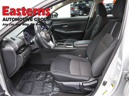 Used 2022 Nissan Sentra SV FWD image 13