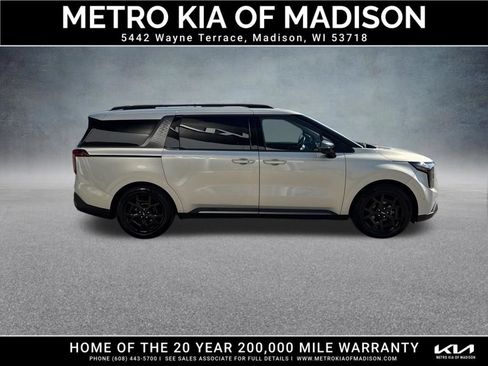 Used 2025 Kia Carnival SX Prestige FWD image 7