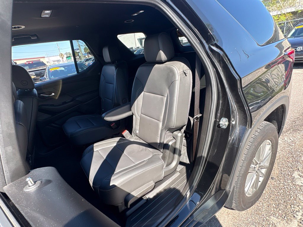 Used 2023 Chevrolet Traverse LT AWD/4WD image 12
