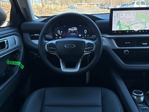 New 2026 Ford Explorer Active w/ Active Comfort Package image 13