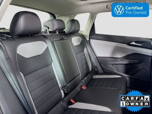 Certified 2024 Volkswagen Taos SEL AWD/4WD image 28