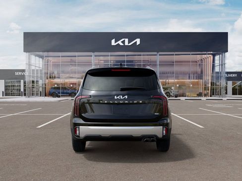 Certified 2024 Kia Telluride EX w/ EX Captain's Chair Package AWD/4WD image 5
