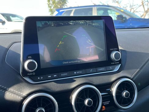 Used 2025 Nissan Sentra SV image 24