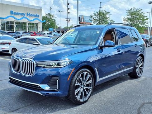 Used 2021 BMW X7 xDrive40i w/ Parking Assistance Package image 1